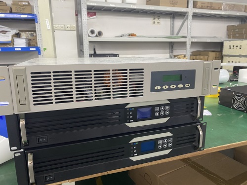 High reliability of communication inverter power supply